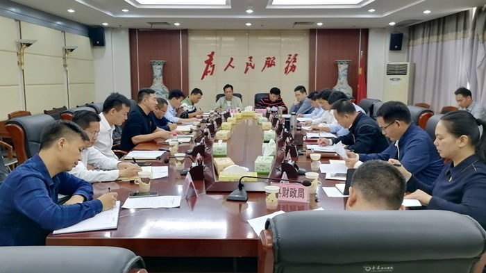 WG电子集团赴鹿寨县汇报对接工作