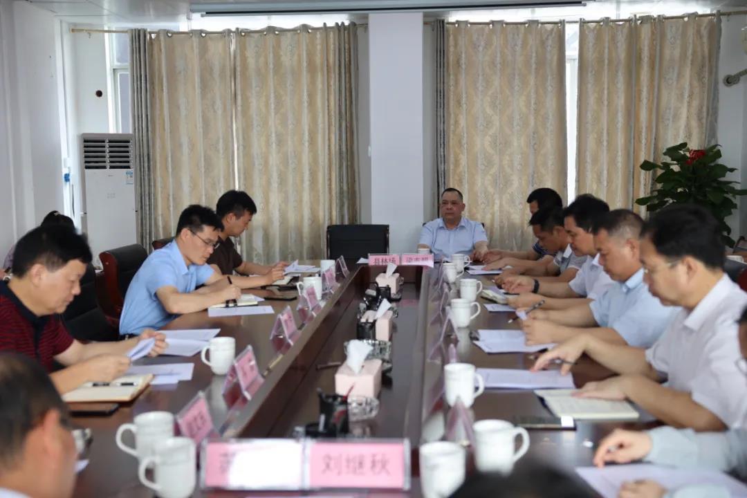 上思县当局、七坡林场到WG电子集团互换国储林项目建设工作3.jpg